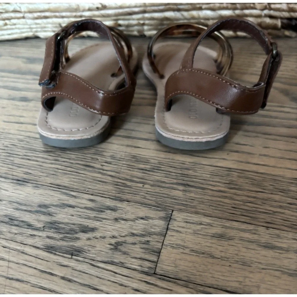 Old‎ Navy Girls Kids Sandals Brown Size 6
